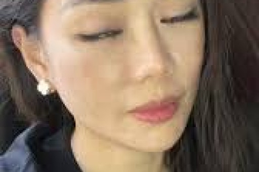 千万粉丝网红白冰偷税被处罚背后：想拿公司的钱给自己买包还抵税为何此路不通？